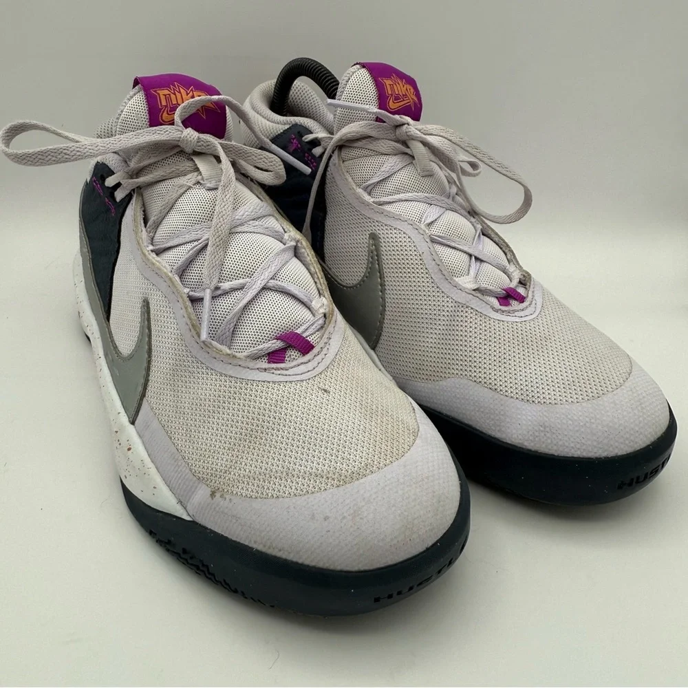 Youth Nike Team Hustle D10 SE GS Purple Gray Athletic Shoes DQ8375-500 Size 6.5Y